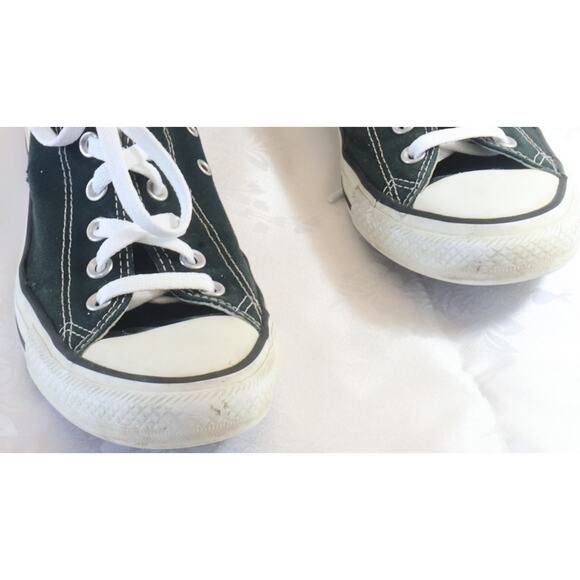 Converse Chuck Taylor All Star Low-Top Sneakers Black – Men’s 8 / Women’s 10 - Picture 2 of 8